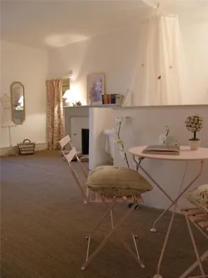 B&B Chambres D'hotes La Gentilhommiere - Restaurant Etincelles 3*