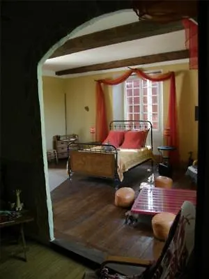 Chambres D'hotes La Gentilhommiere - Restaurant Etincelles Bed & Breakfast 3*